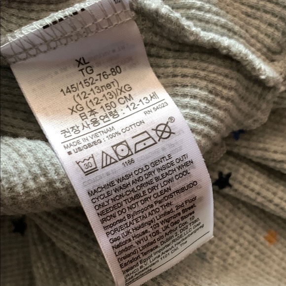 Gap Gray Long Sleeve Top with Star Accents - Picture 3 of 3